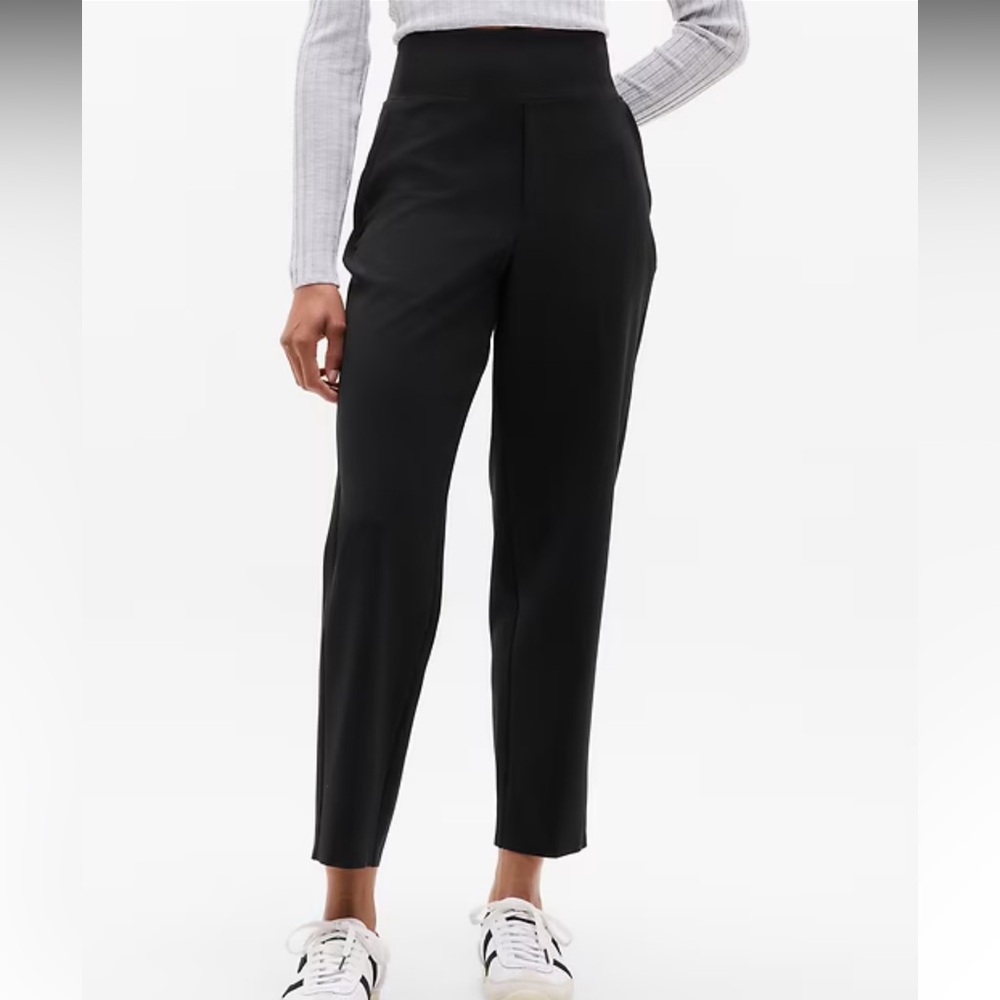 Athleta Endless Pants. NWOT